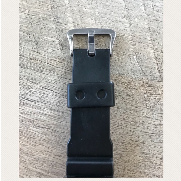 Men’s Casio G-Shock DW9052-1V Watch - Picture 8 of 8